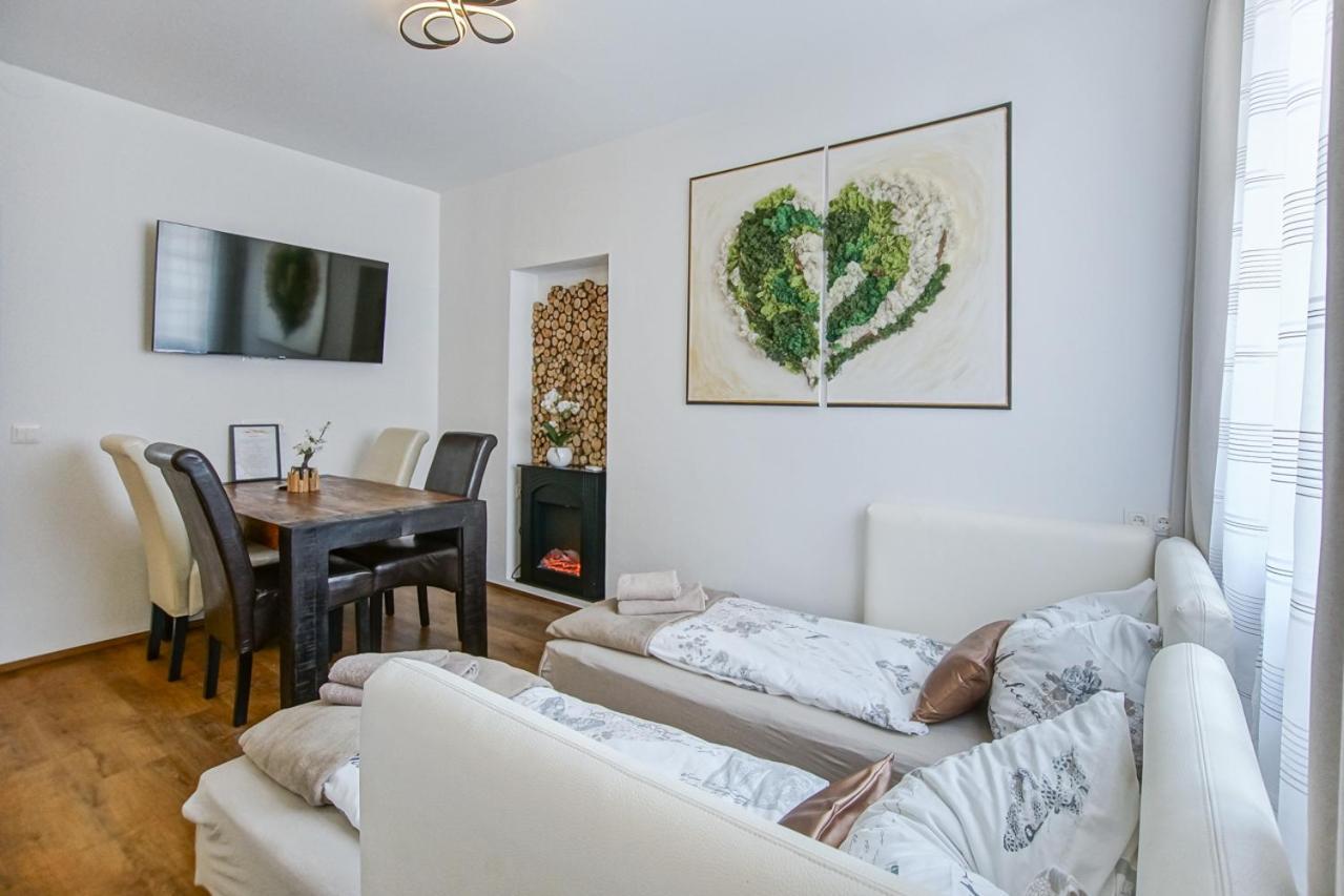 Auszeit Steiraland 8 Mit Ueberdachten Balkon Und Parkplatz Leoben  Luaran gambar